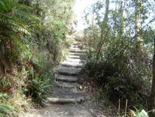 Three Explorers Katoomba