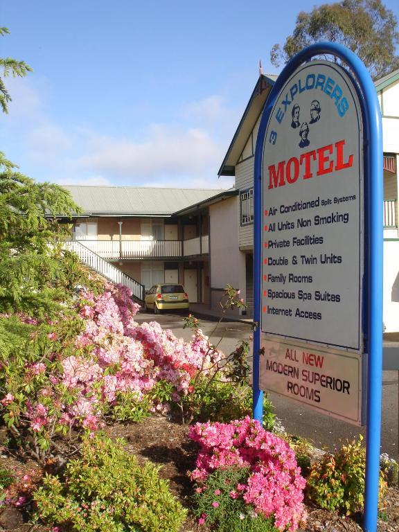Motel Three Explorers 4*